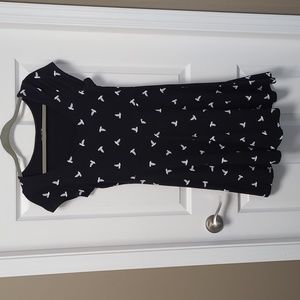 Black cap sleeve dress